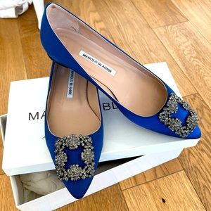 Manolo Blahnik Hangisi Crystal-Buckle Satin Flat